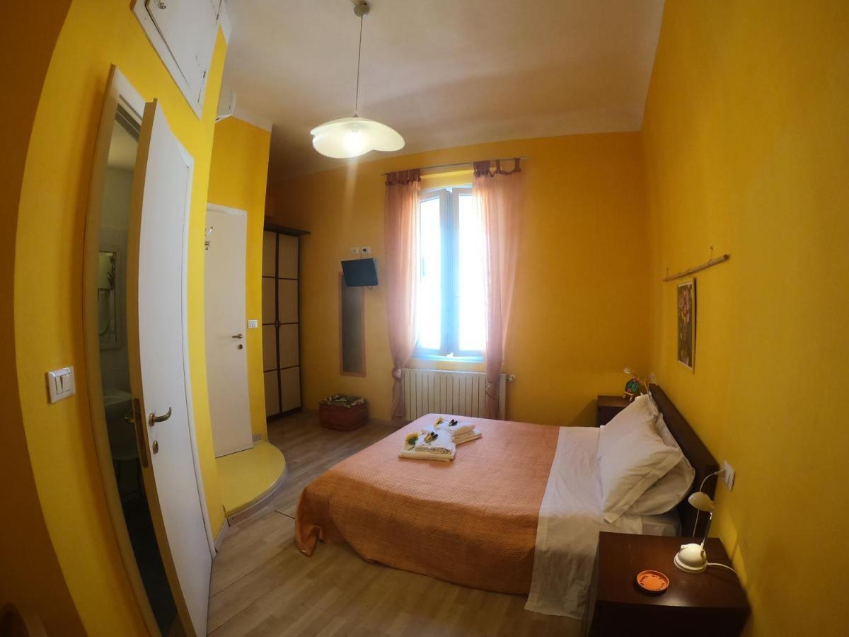 Valerie Hotel ลาสเปเซีย ภายนอก รูปภาพ