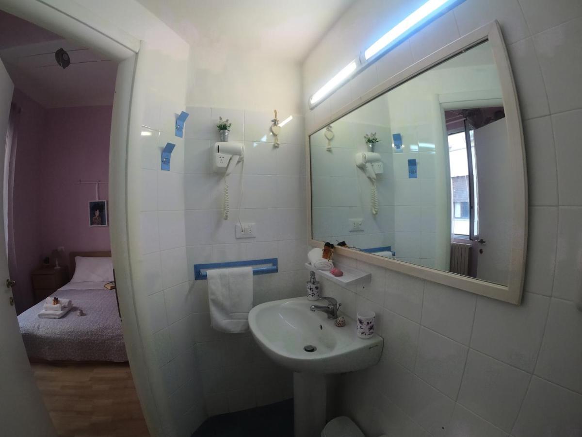 Valerie Hotel ลาสเปเซีย ภายนอก รูปภาพ